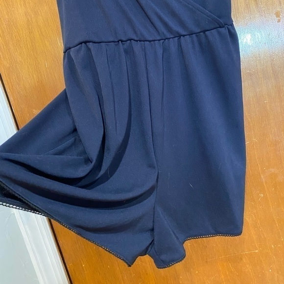 𝅺H&M Romper - Picture 4 of 6